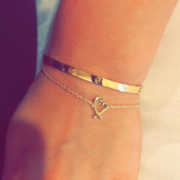 Tiffanys Loving Heart Bracelet 